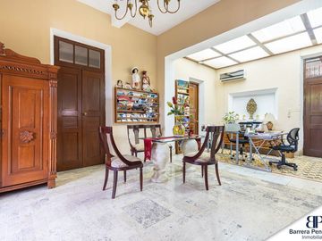 Increíble Residencia en García Ginerés en Venta