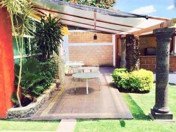 Casa en  venta en FRACCIONAMIENTO VERGELES OAXTEPEC, MORELOS
