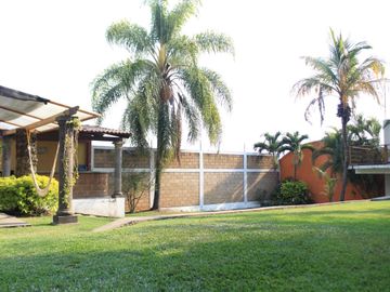 Casa en  venta en FRACCIONAMIENTO VERGELES OAXTEPEC, MORELOS