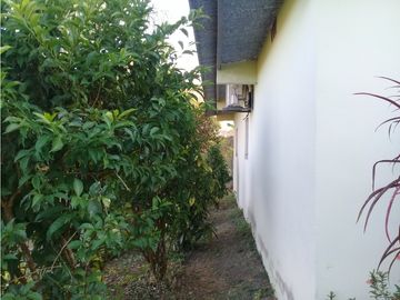 Sea Confiable vende  propiedad (2  viviendas )ubicada en Pesé