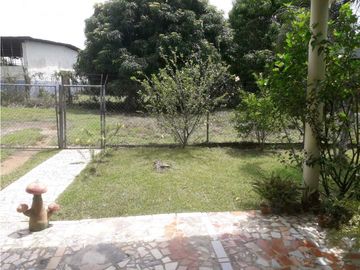Sea Confiable vende  propiedad (2  viviendas )ubicada en Pesé