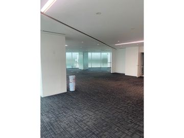 ALQUILER Y VENTA DE OFICINA EN FINANCIAL PARK 292m2 JP