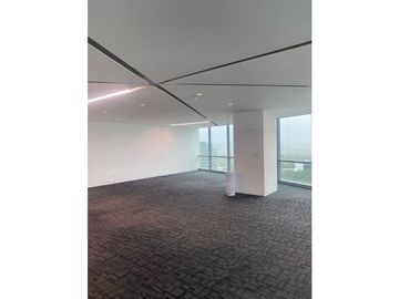 ALQUILER Y VENTA DE OFICINA EN FINANCIAL PARK 292m2 JP