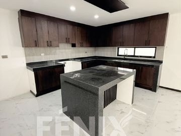 Casa en venta en Imperial de las Ánimas- Colindancia con área verde