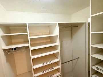 Se Vende Departamento en Edificio Valparaíso Park.