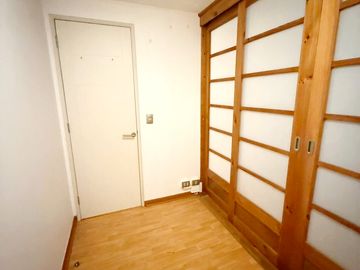 Se Vende Departamento en Edificio Valparaíso Park.