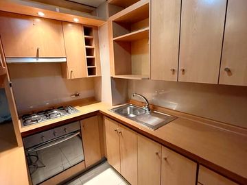Se Vende Departamento en Edificio Valparaíso Park.