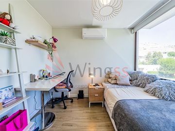 Casa En Venta De 5 Dorm. En Colina