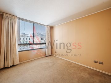 Departamento En Venta De 2 Dorm. En Santiago