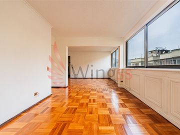 Departamento En Venta De 2 Dorm. En Santiago