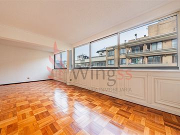 Departamento En Venta De 2 Dorm. En Santiago
