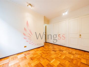 Departamento En Venta De 2 Dorm. En Santiago