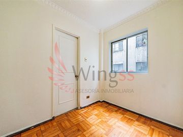 Departamento En Venta De 2 Dorm. En Santiago