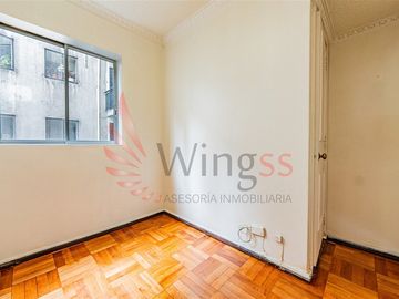 Departamento En Venta De 2 Dorm. En Santiago
