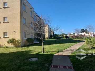 Departamento En Venta De 3 Dorm. En El Quisco Norte