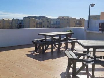 Departamento En Venta De 3 Dorm. En El Quisco Norte