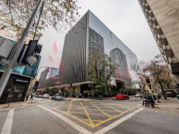 Estacionamientocubierta  en venta ubicado en Centro Histórico de Santiago