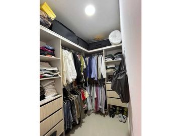VENTA APARTAMENTO PORTAL DE GENOVES LA15T2NI
