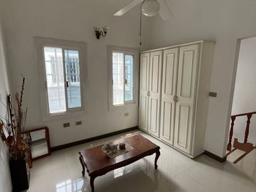Venta de Casa Amplia 4 Recámaras en Privada con Alberca en zona Tabasco 2000.
