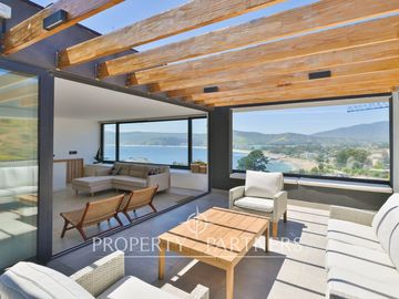 Dúplex de Ensueño con Terraza Panorámica en la Playa