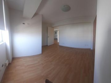 Se vende departamento en Surquillo