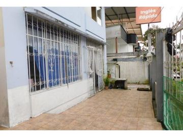 VENTA CASA COMERCIAL ESQUINERA  EN SANTO DOMINGO