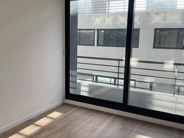 Departamento en venta - 2 Dormitorios 1 Baño - 106Mts2 - Saavedra
