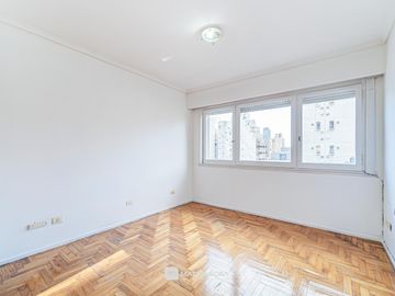 Venta - Departamento 3 ambientes - Dependencia - Centro