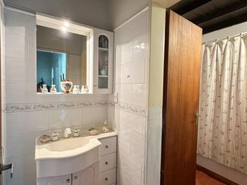 Casa en venta - 3 Dormitorios 2 Baños - Pilar