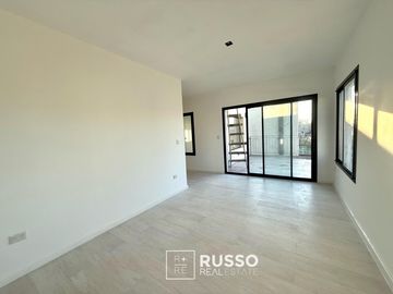 CASA A ESTRENAR CON AMARRA - VILA MARINA 2