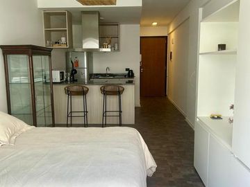 Lindo y Moderno Monoambiente en el corazón de Cañitas