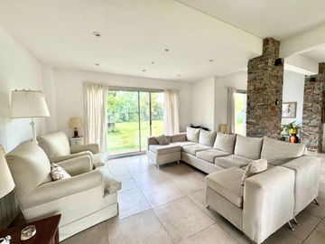 Venta Casa en Haras  Santa Maria La Caballeriza Escobar YM