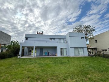 Venta Casa en Haras  Santa Maria La Caballeriza Escobar YM
