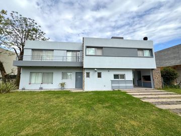 Venta Casa en Haras  Santa Maria La Caballeriza Escobar YM