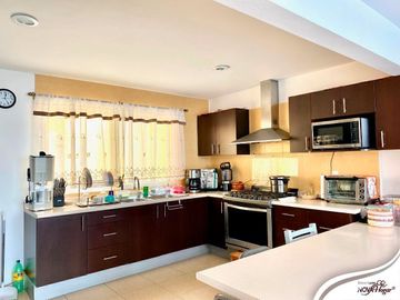 CASA EN VENTA, EN XOCHIMILCO, SAN LORENZO LA CEBADA