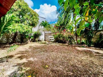 Casa con alberca en Venta en Colegios Cancún