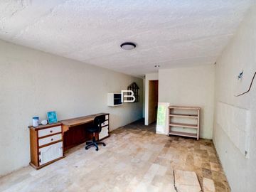 Casa con alberca en Venta en Colegios Cancún