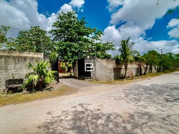 Casa con alberca en Venta en Colegios Cancún
