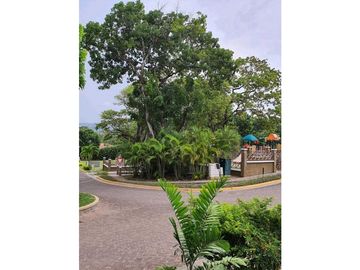 Venta de casa Area el canal Tucan Country Club Cocoli.