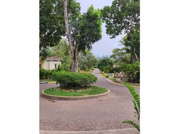 Venta de casa Area el canal Tucan Country Club Cocoli.