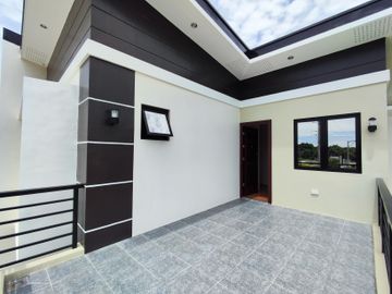 4 Bedrooms House & Lot For Sale in Buhay na Sapa, San Juan Batangas- EA