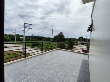 4 Bedrooms House & Lot For Sale in Buhay na Sapa, San Juan Batangas- EA