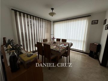 VENTA HERMOSA CASA DE TRES NIVELES EN VALLE DE ROBLEDO - POPAYN