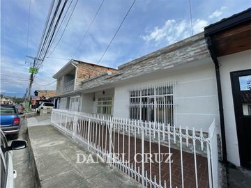 SE VENDE CASA BARRIO CAMILO TORRES - POPAYN