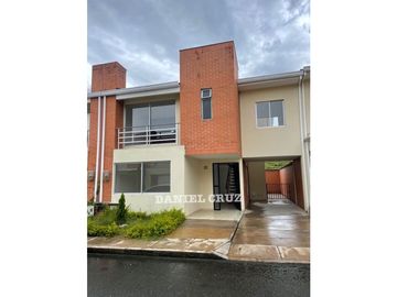 VENTA CASA CAMPO ARAGÓN