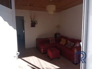 Casa en alquiler temporario c/ cochera en Villa Duprat