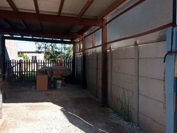 Casa en alquiler temporario c/ cochera en Villa Duprat