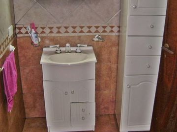 Casa en venta de 3 dormitorios c/ cochera en San Bernardo