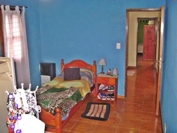 Casa en venta de 3 dormitorios c/ cochera en San Bernardo