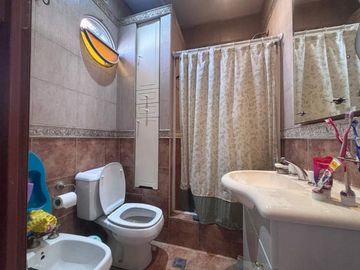 Departamento Tipo Casa en venta en Lanus Oeste